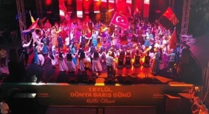 Kartal, Uluslararası Halk Oyunları Festivaline Muhteşem Finalle Noktayı Koydu!