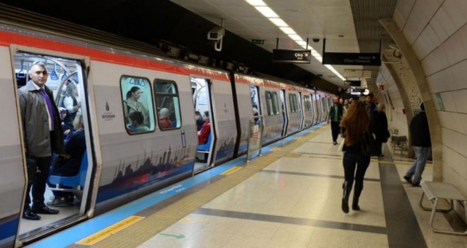 İstanbul'da metro seferleri 21.00 kadar yapılacak